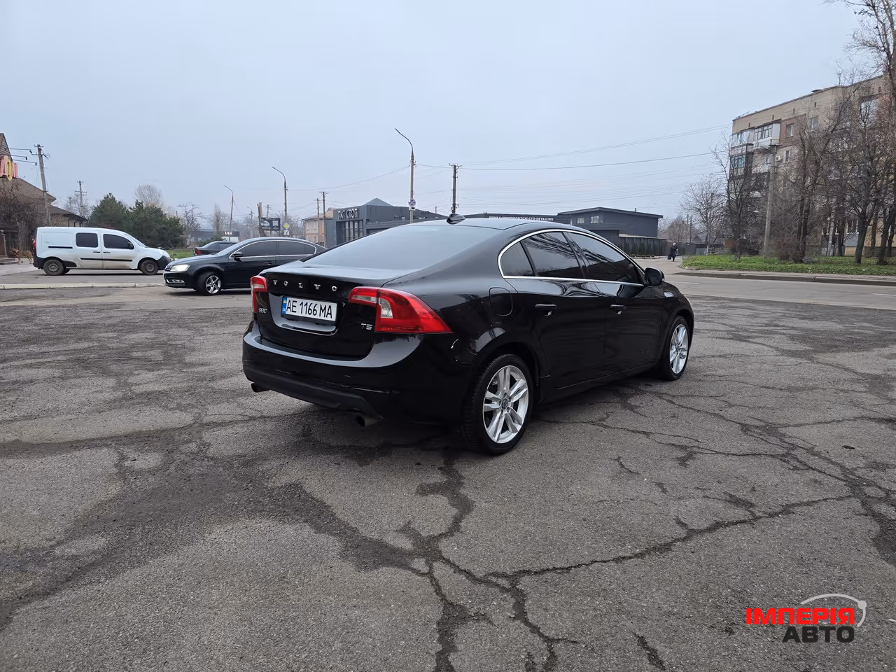 Volvo S60 - фото 7