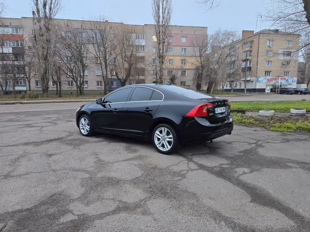Volvo S60 - зображення 4