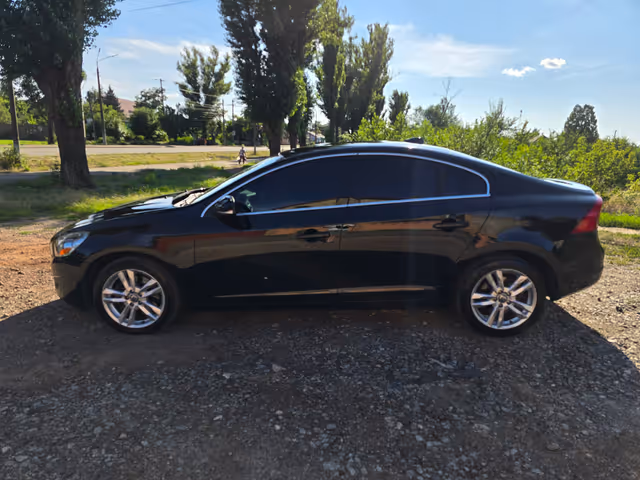 Volvo S60 - зображення 3