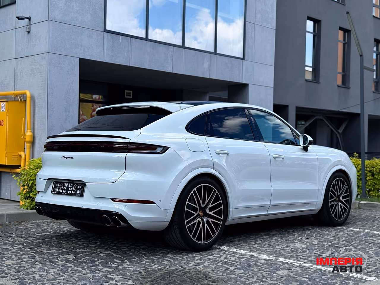 Porsche Cayenne - фото 13