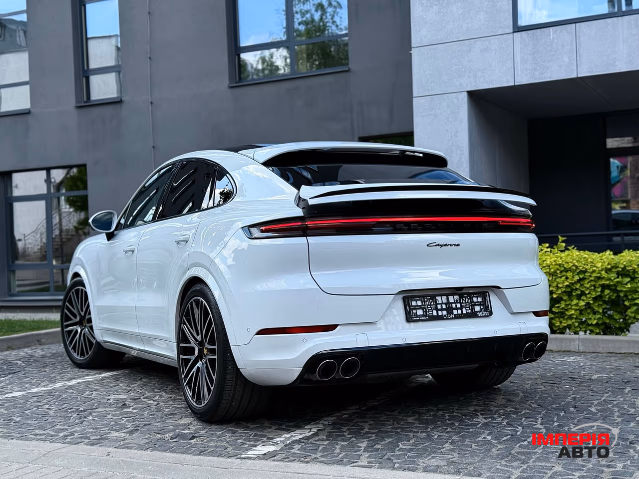 Porsche Cayenne - фото 19
