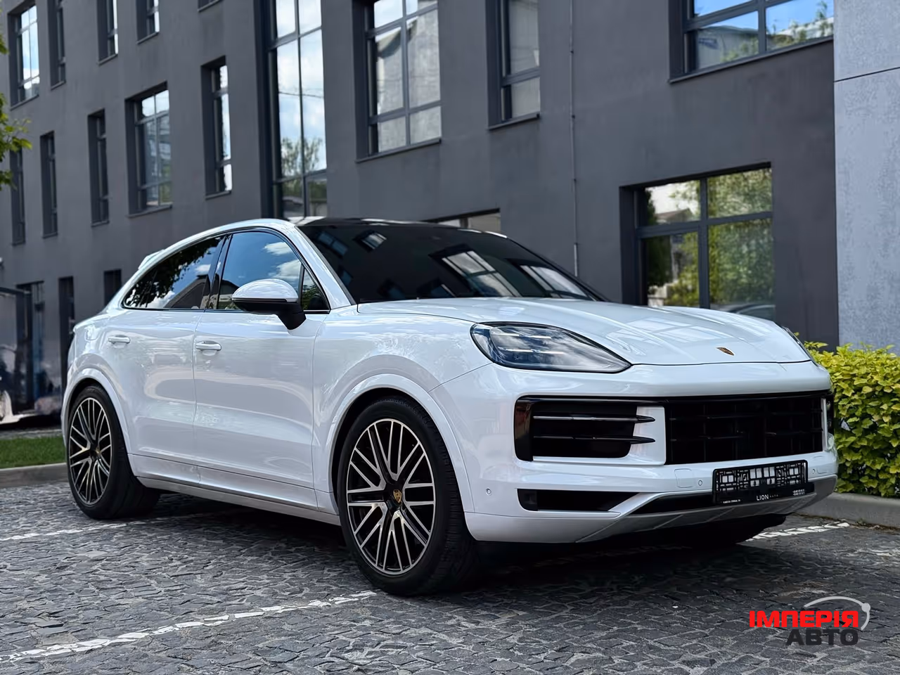 Porsche Cayenne - фото 10