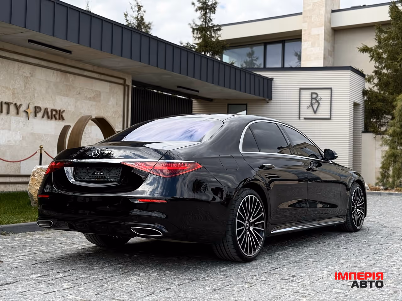 Mercedes-Benz S-Класс - фото 20