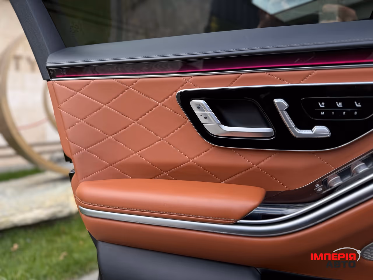 Mercedes-Benz S-Класс - фото 24
