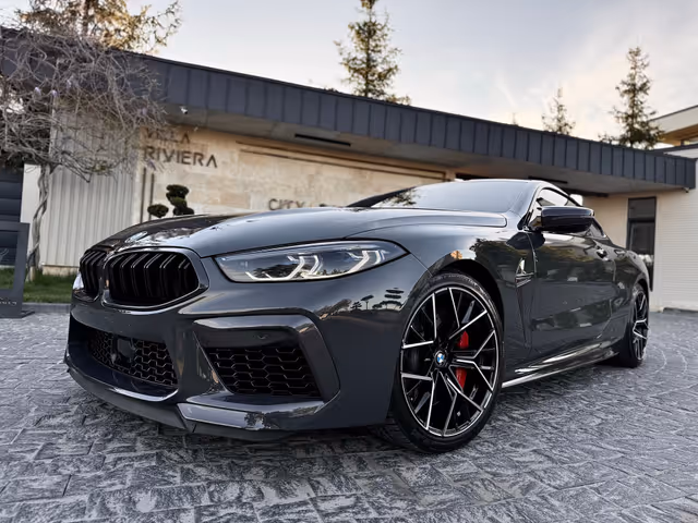 BMW M8 - фото 3