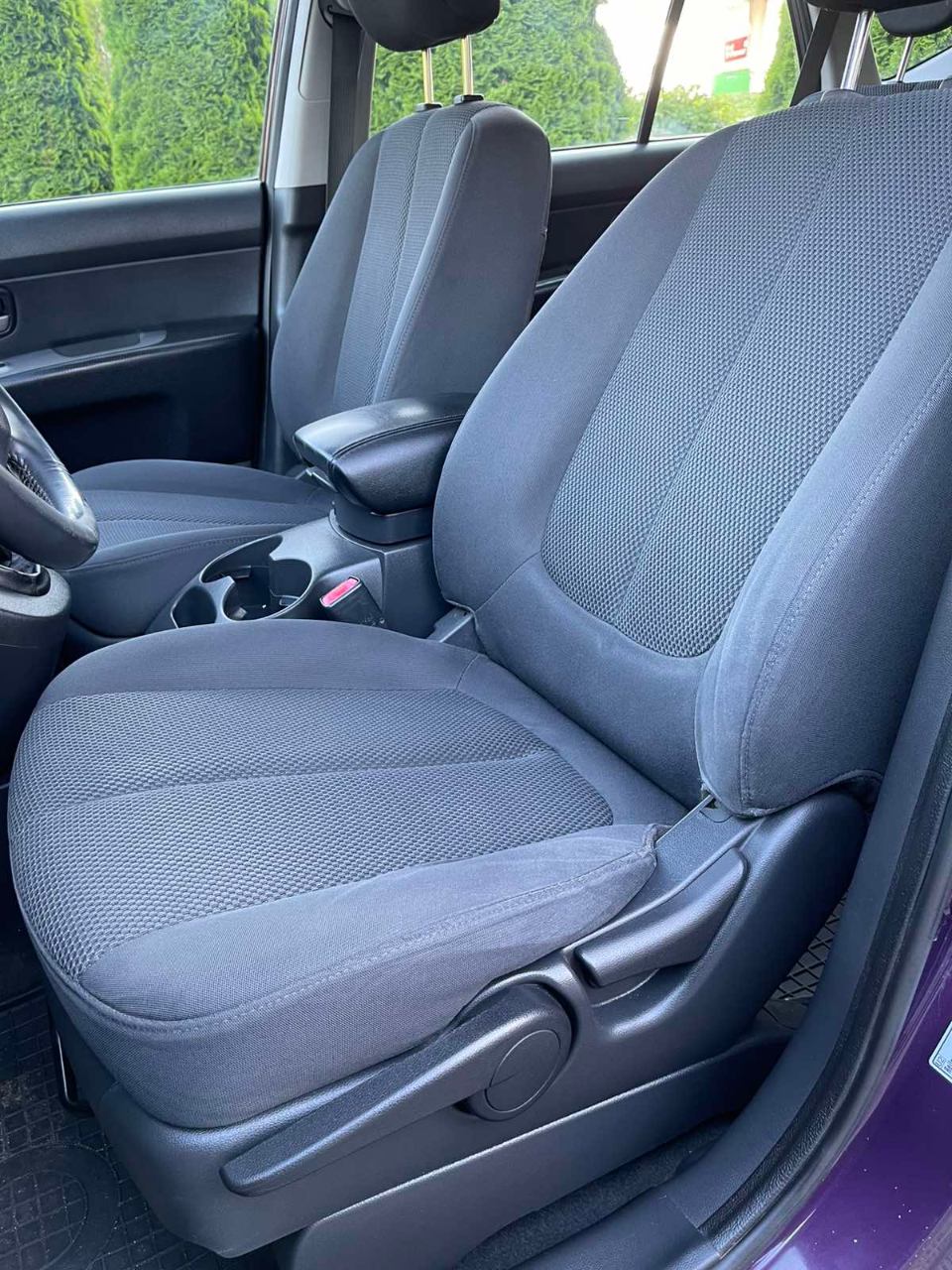 Kia Carens - фото 2