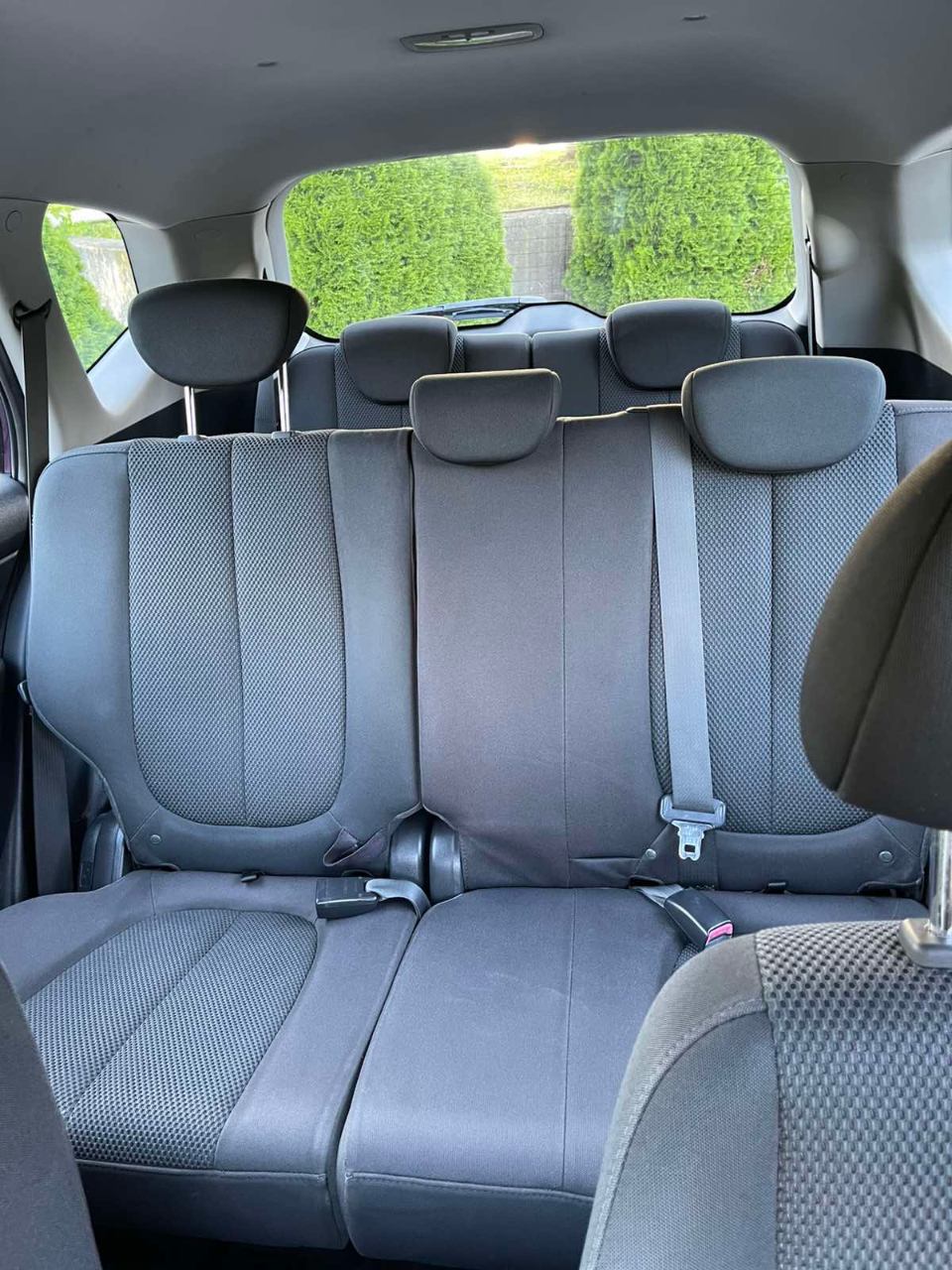 Kia Carens - фото 6