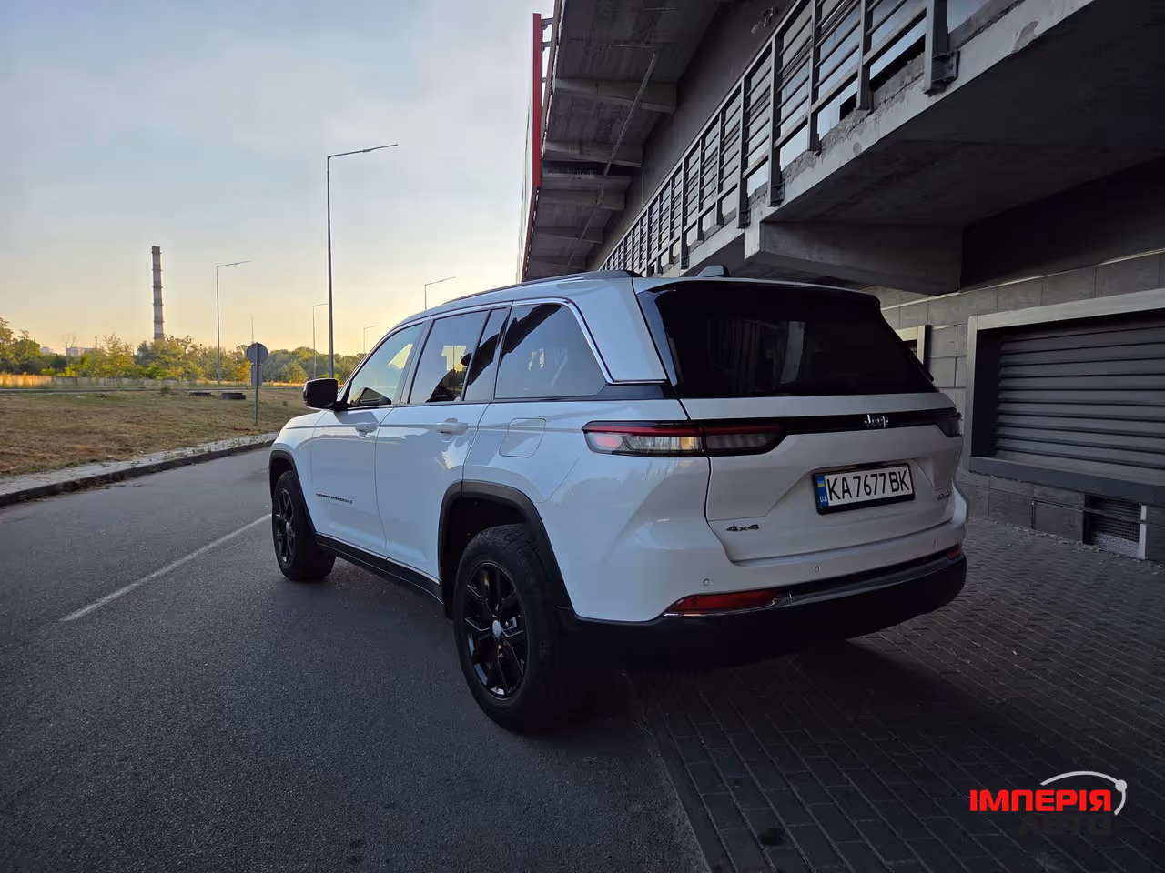 Jeep Grand Cherokee - фото 8