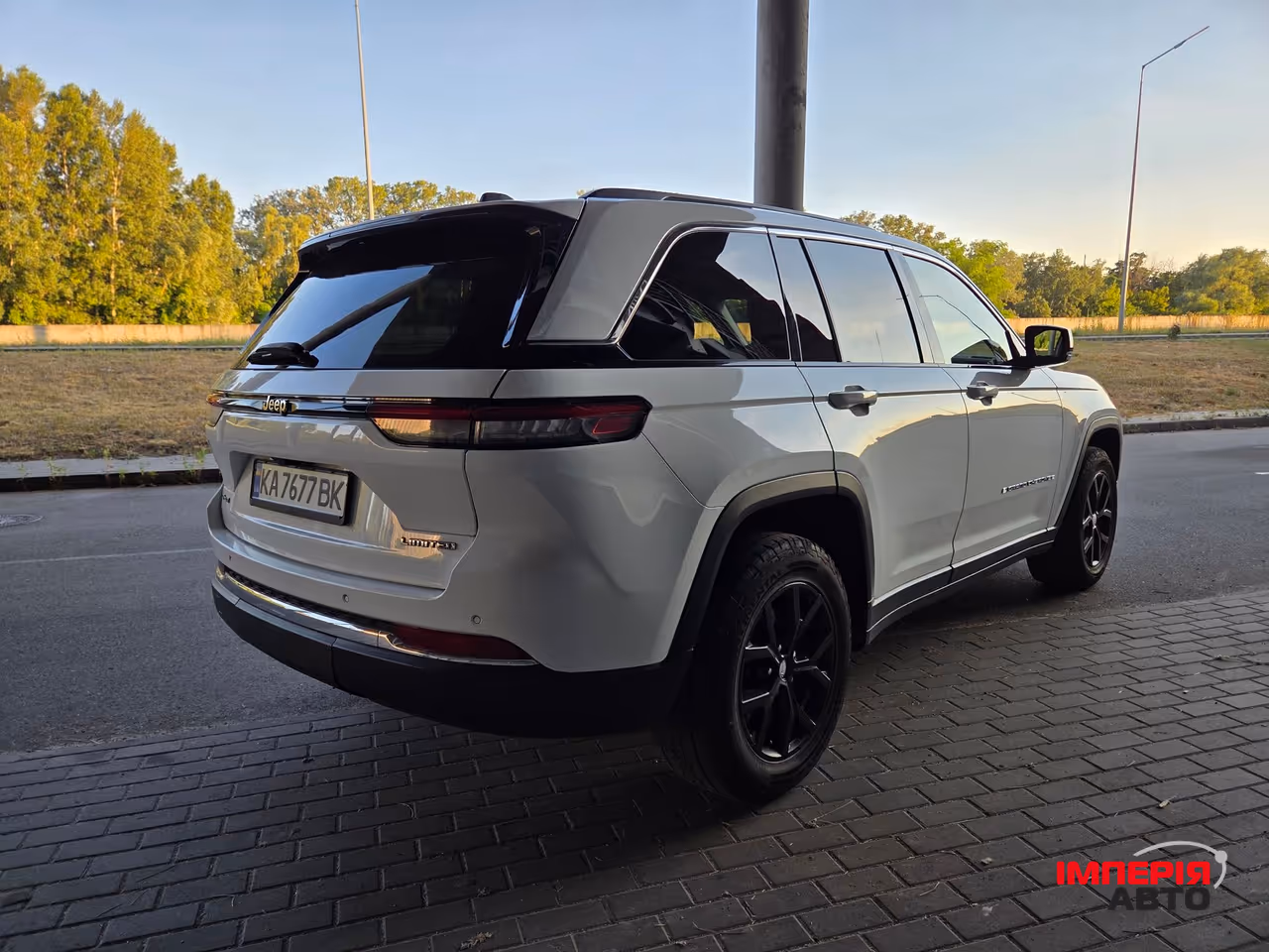 Jeep Grand Cherokee - фото 6