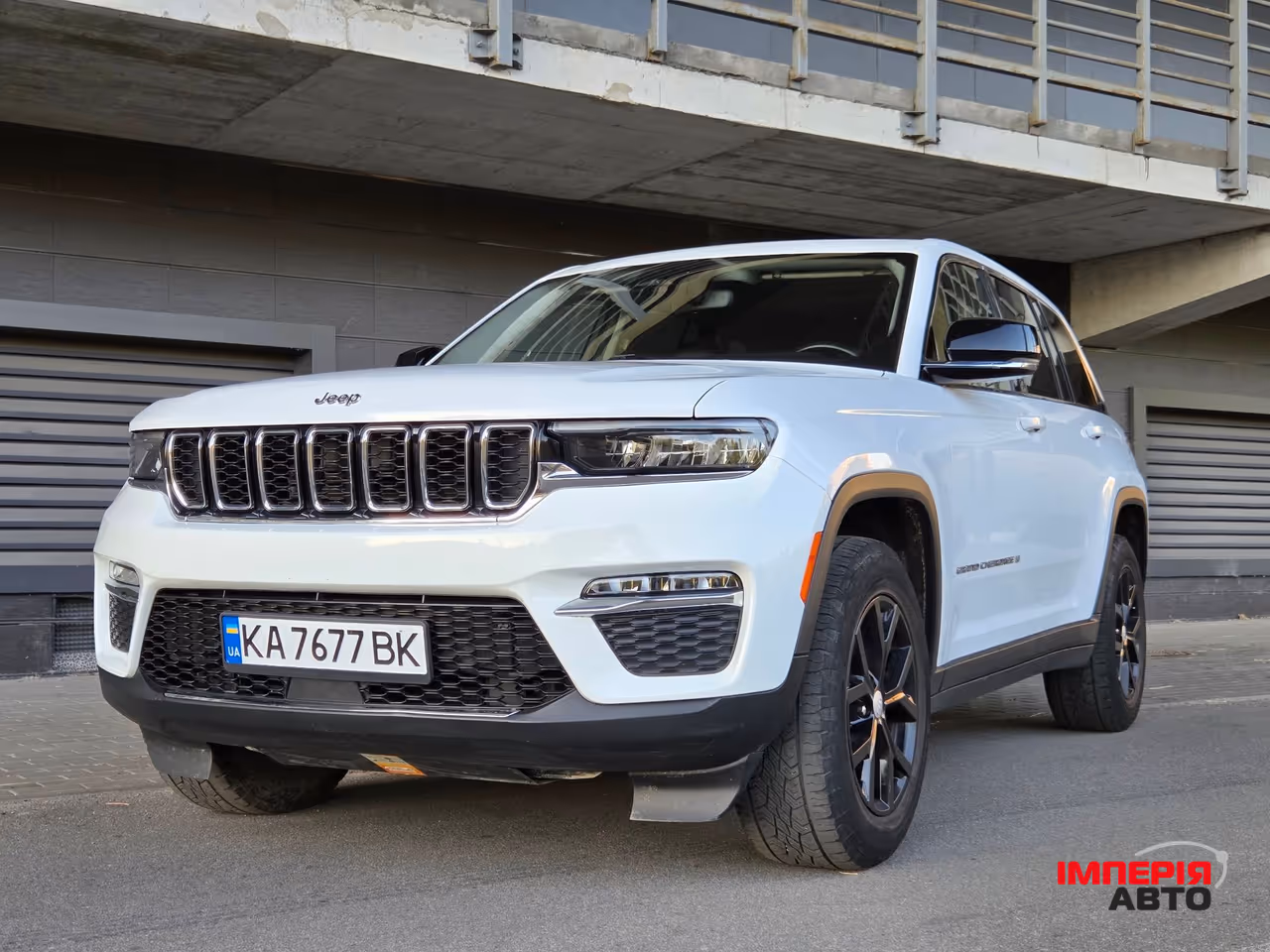 Jeep Grand Cherokee - фото 2
