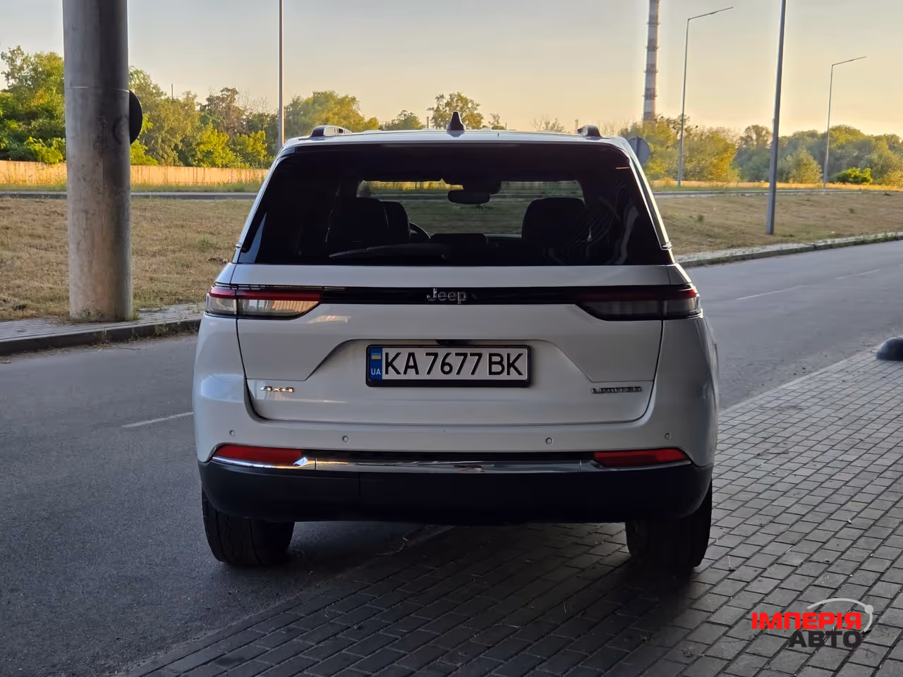 Jeep Grand Cherokee - фото 7