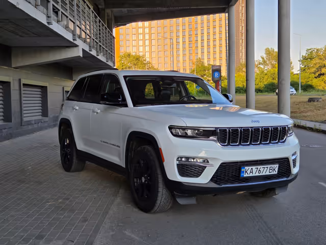 Jeep Grand Cherokee - фото 4