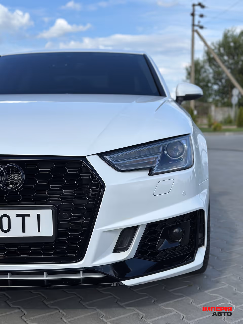 Audi A4 - фото 17