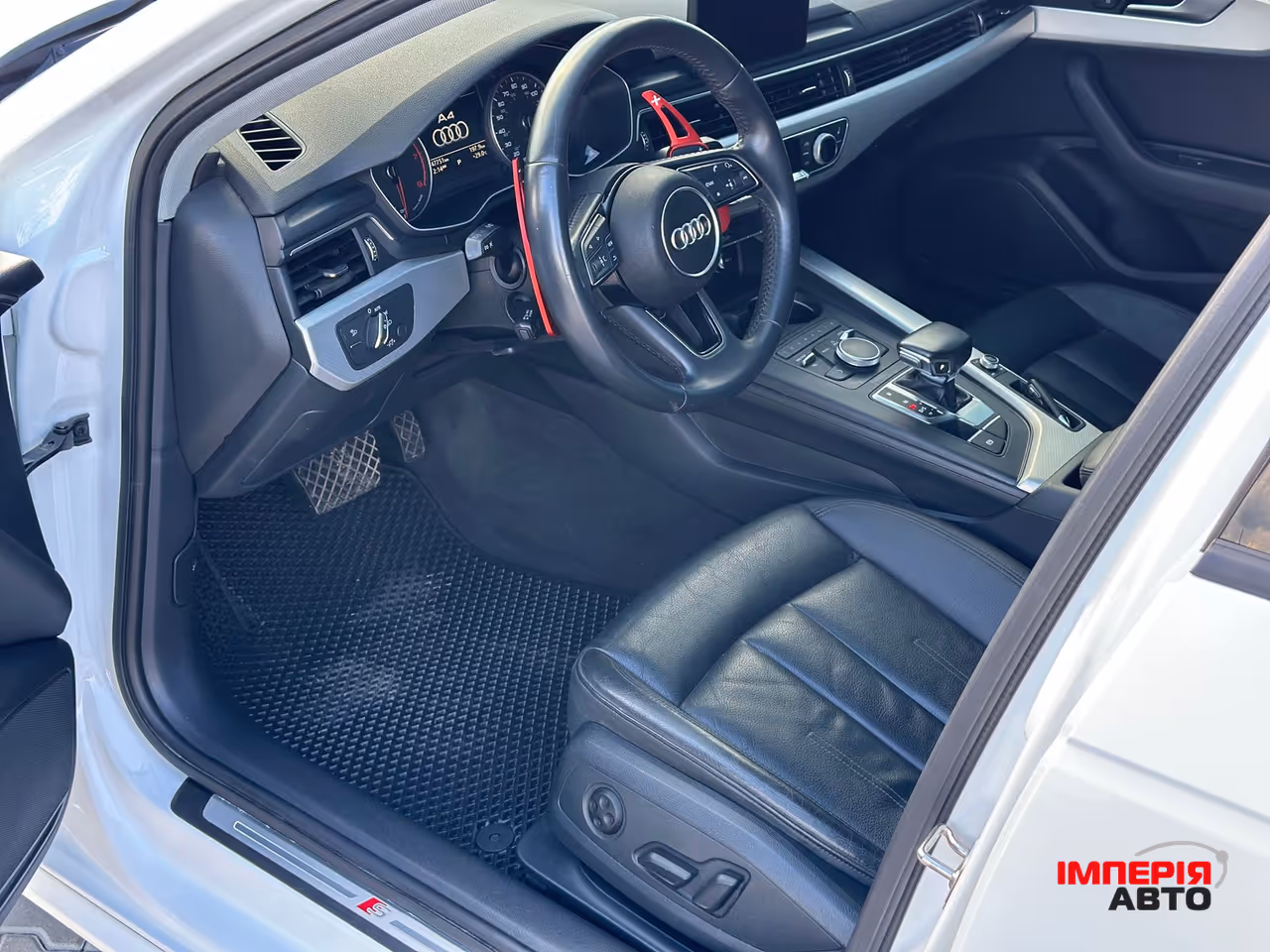 Audi A4 - фото 30