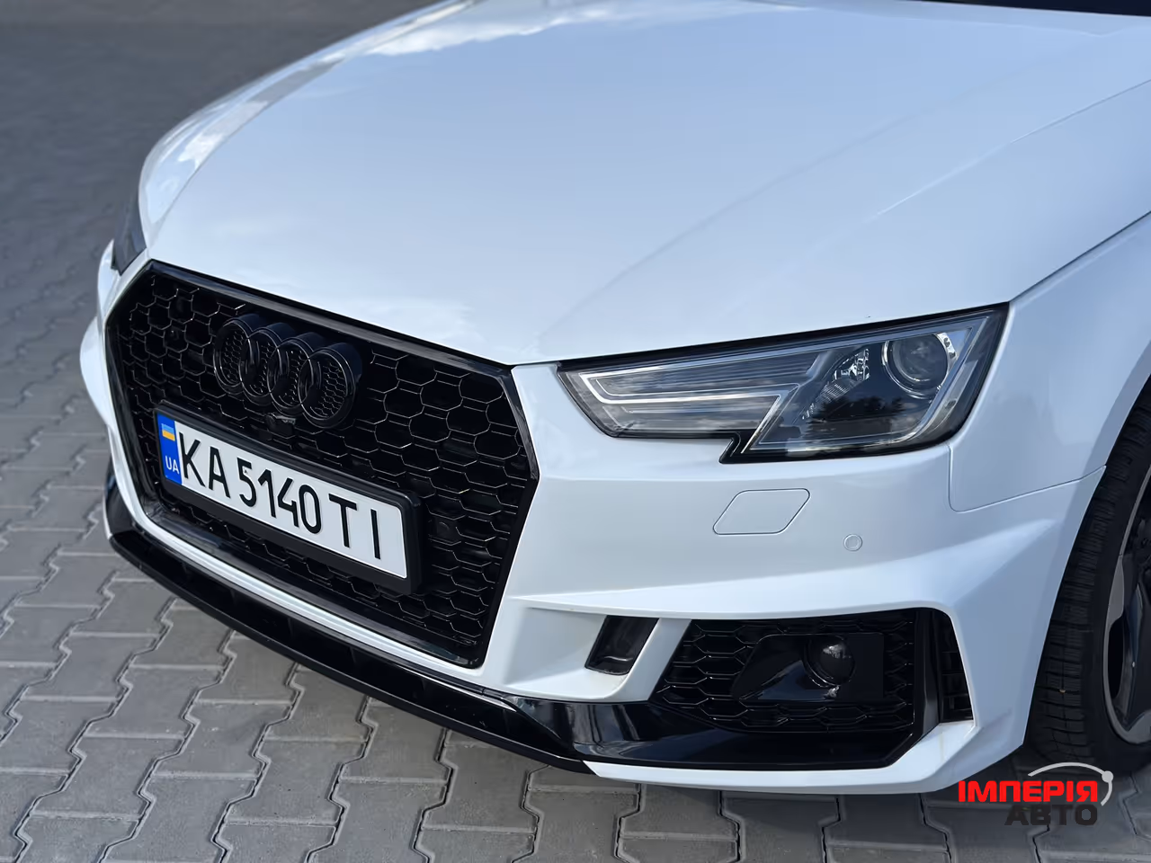 Audi A4 - фото 18