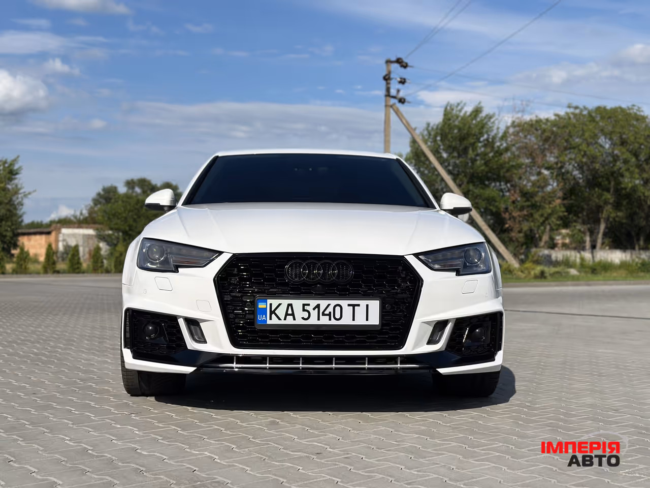 Audi A4 - фото 6