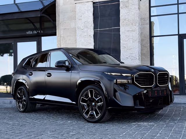 BMW XM - фото 2