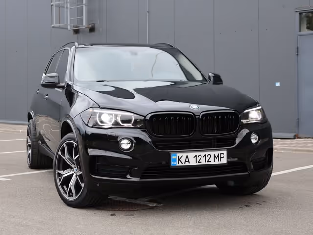 BMW X5 - фото 2