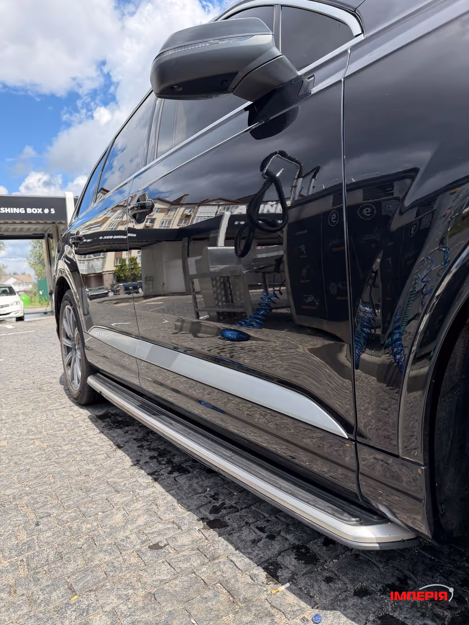 Audi Q7 - фото 8