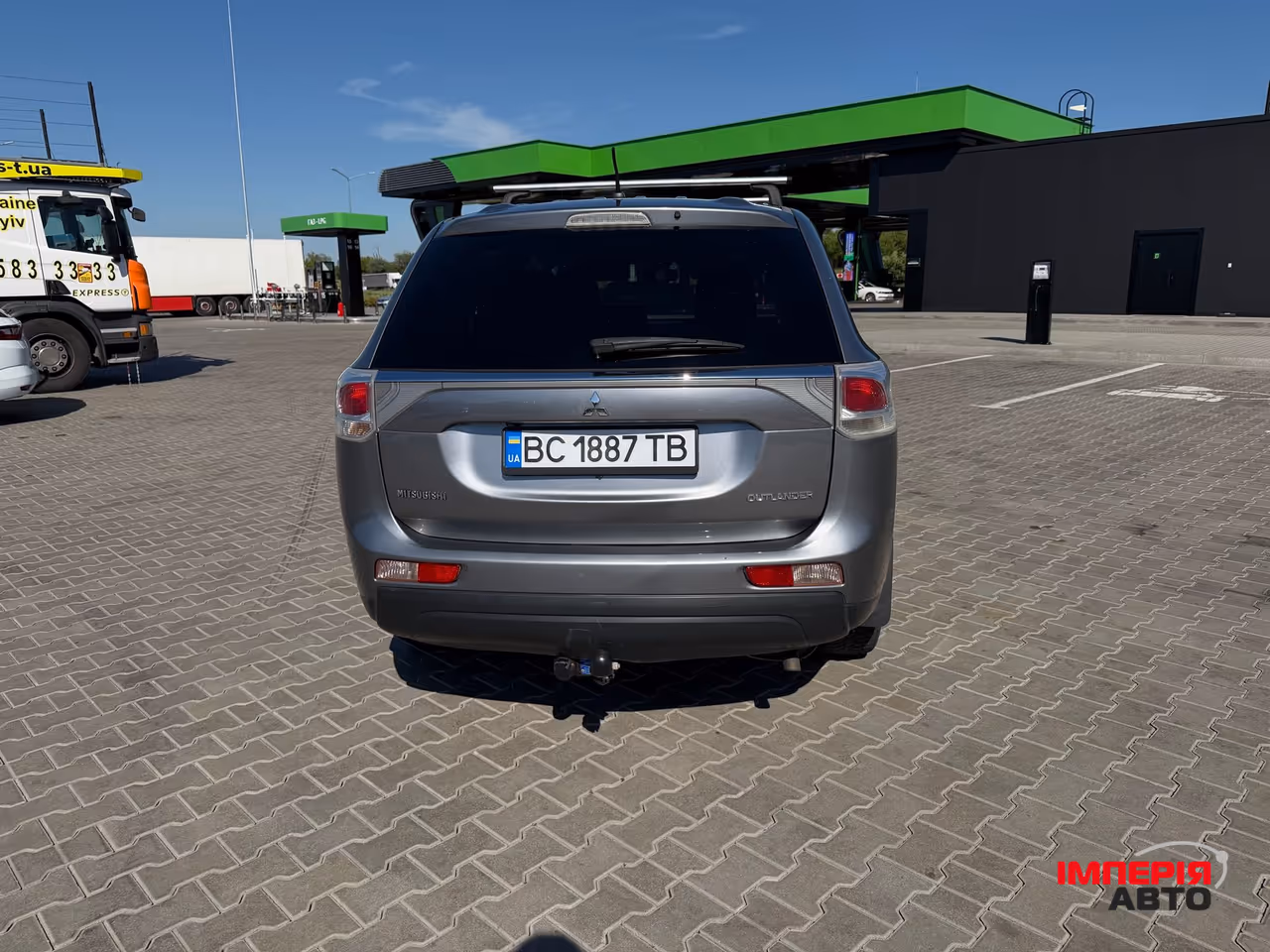 Mitsubishi Outlander - фото 4