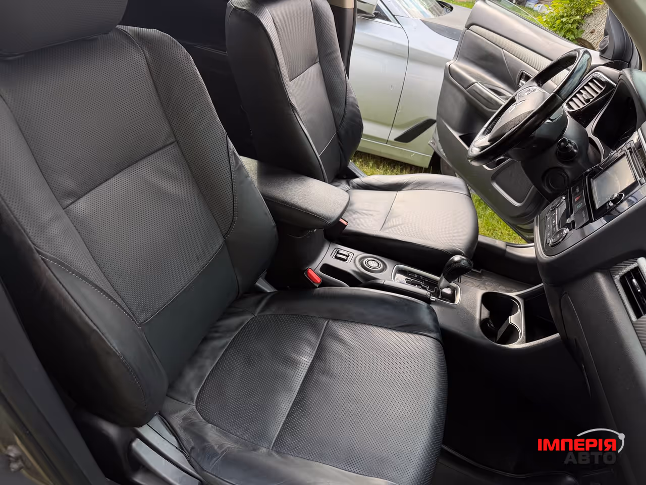 Mitsubishi Outlander - фото 27
