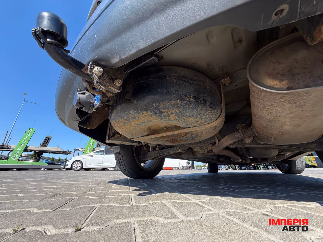 Mitsubishi Outlander - фото 18