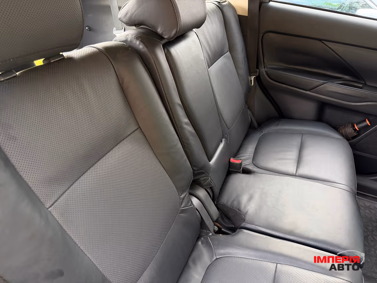 Mitsubishi Outlander - фото 20