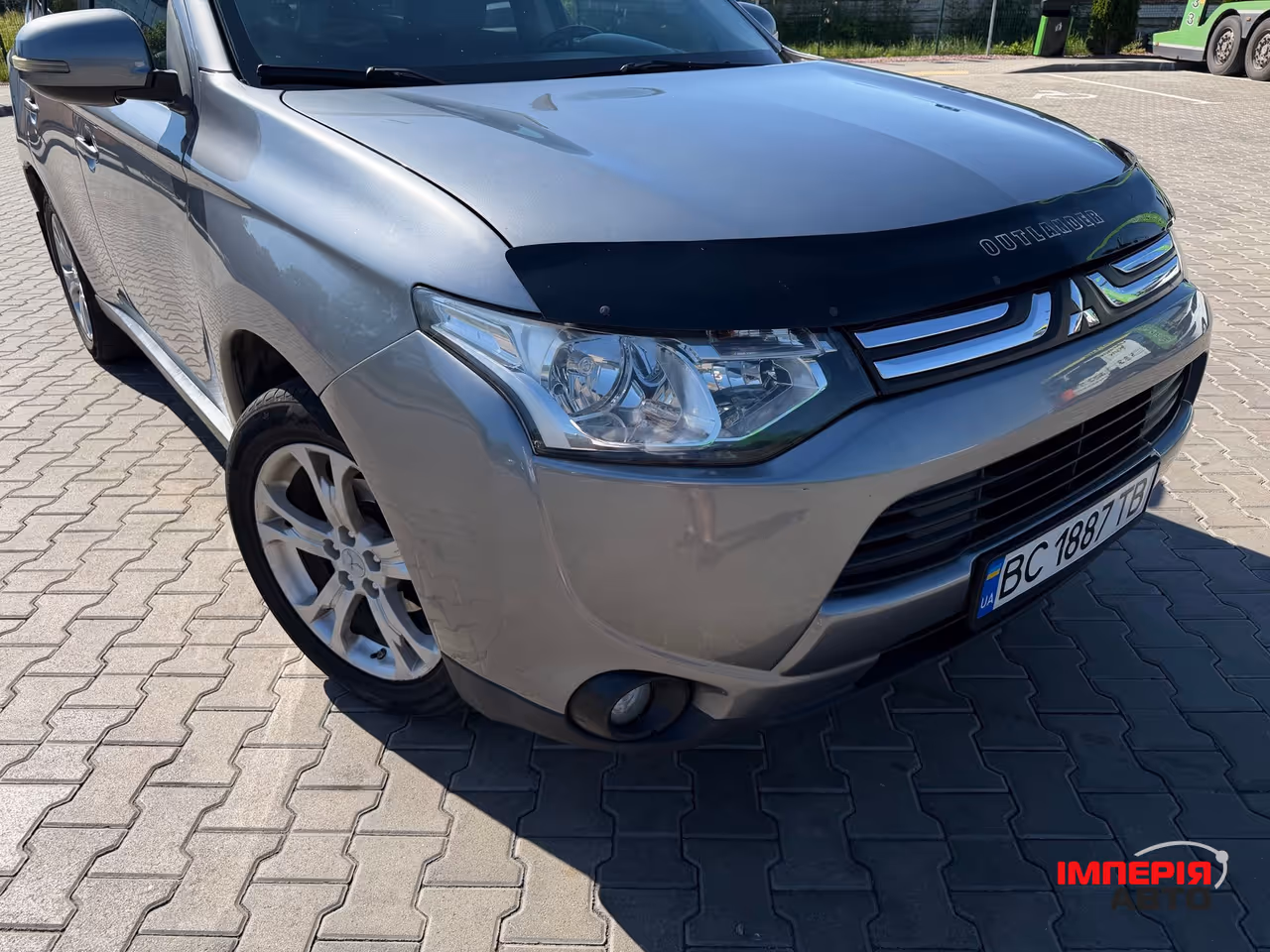 Mitsubishi Outlander - фото 9