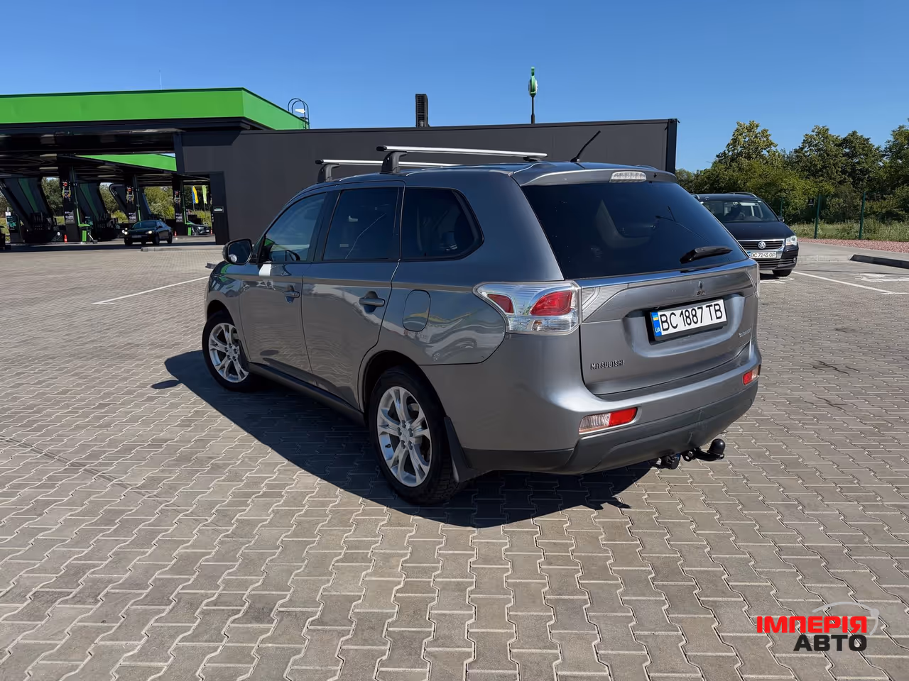 Mitsubishi Outlander - фото 5