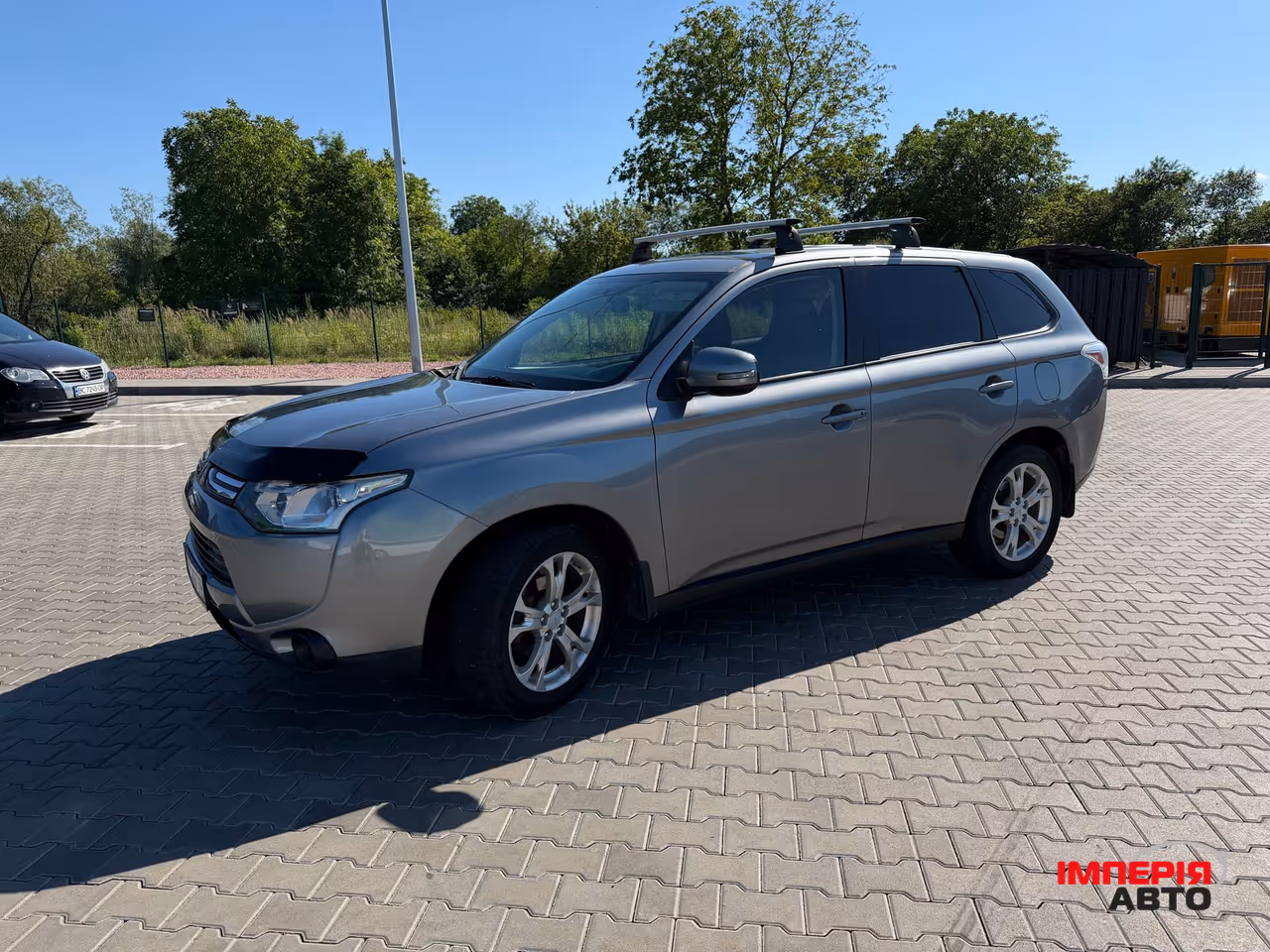 Mitsubishi Outlander - фото 6