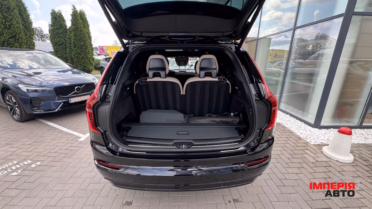 Volvo XC90 - фото 15