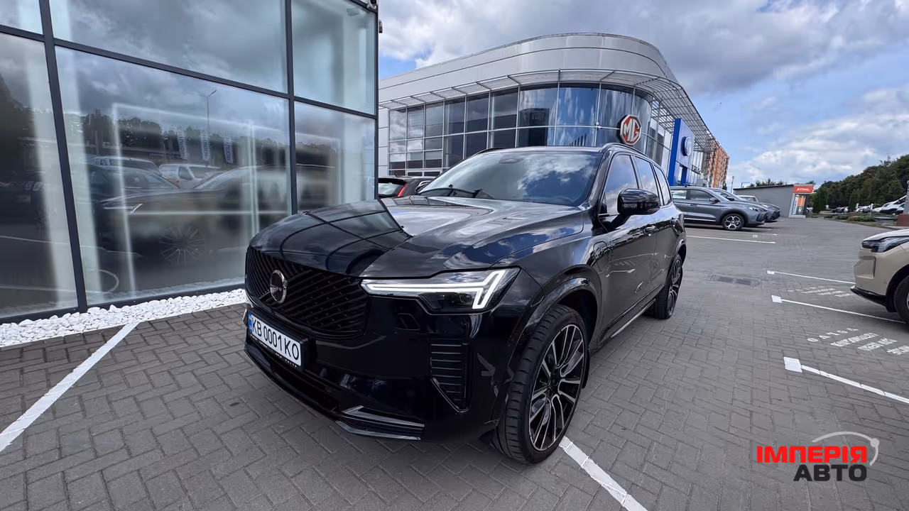 Volvo XC90 - фото 2