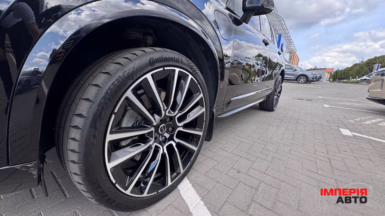 Volvo XC90 - фото 10