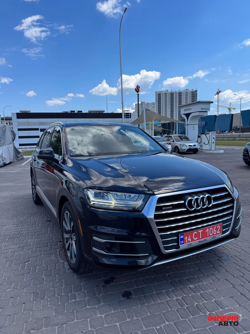 Audi Q7 - фото 2