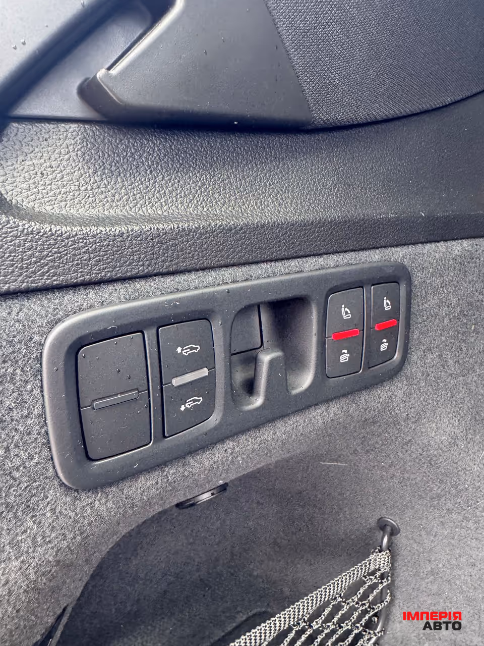 Audi Q7 - фото 12