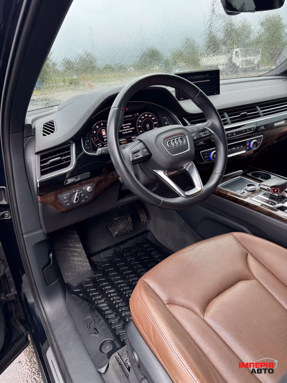 Audi Q7 - фото 14