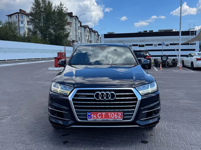 Audi Q7 - фото 3