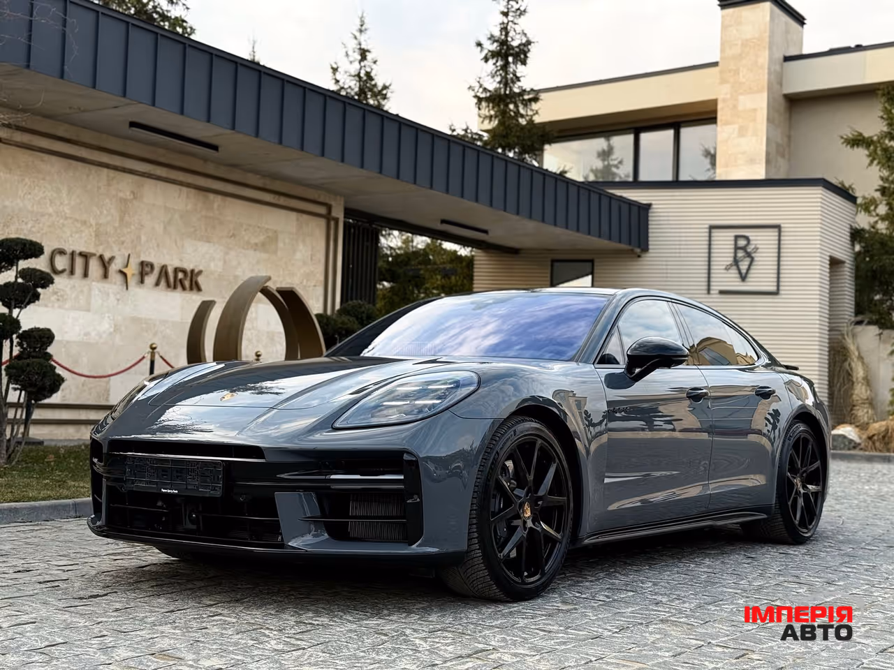 Porsche Panamera - фото 12