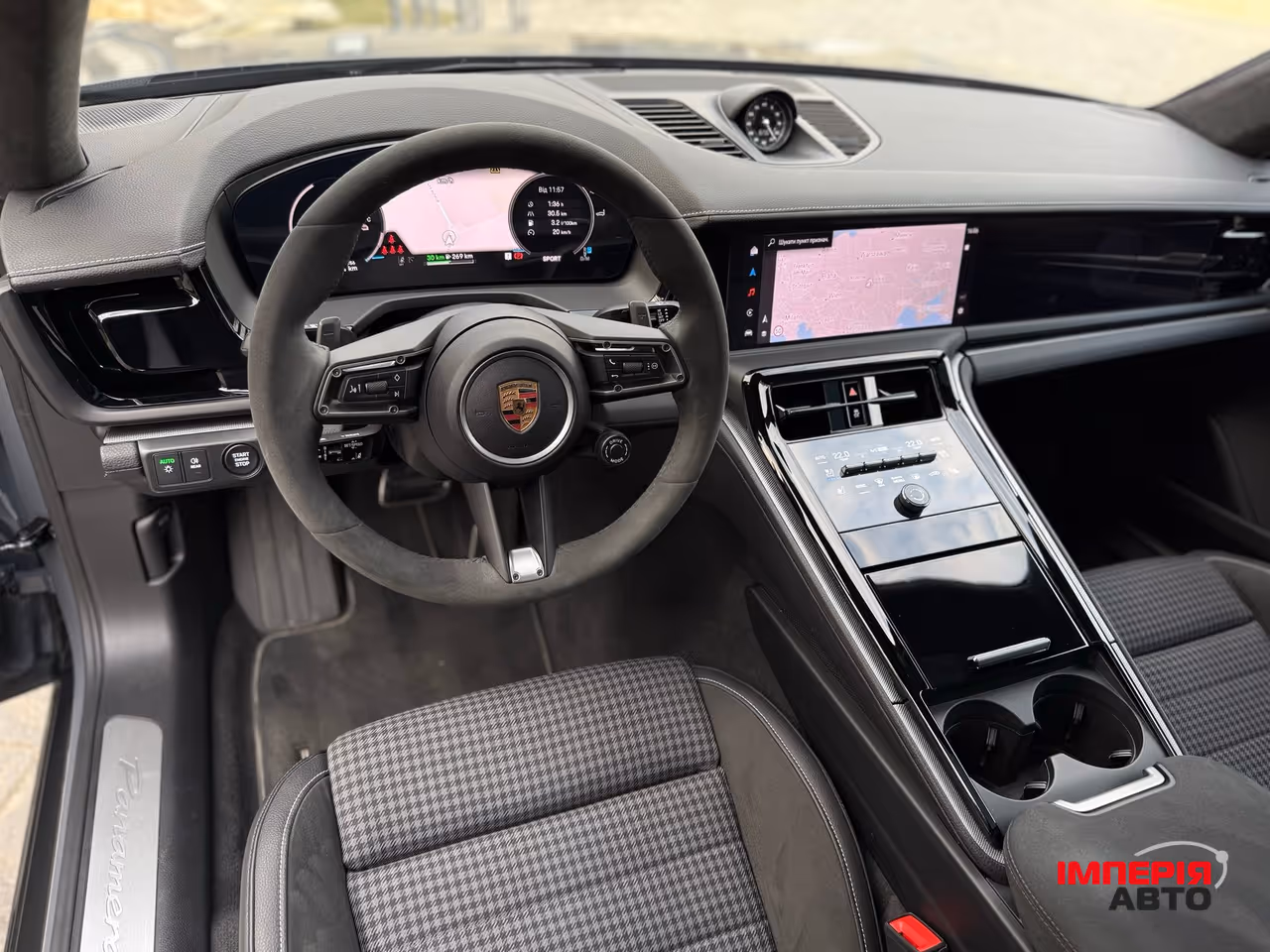 Porsche Panamera - фото 37