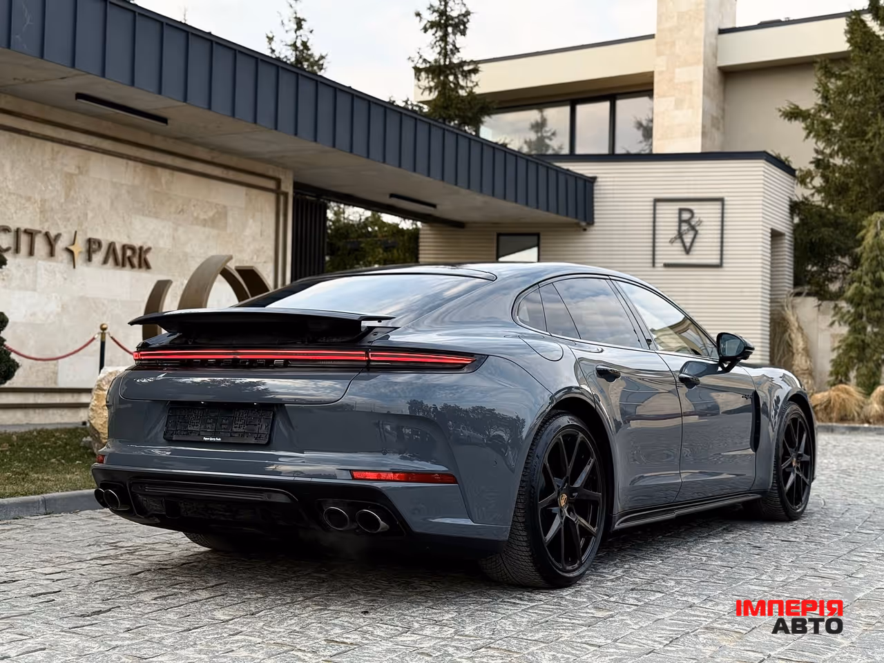 Porsche Panamera - фото 23