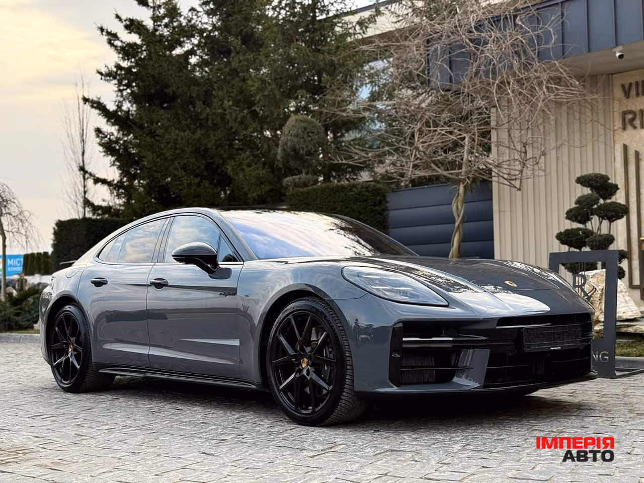 Porsche Panamera - фото 26