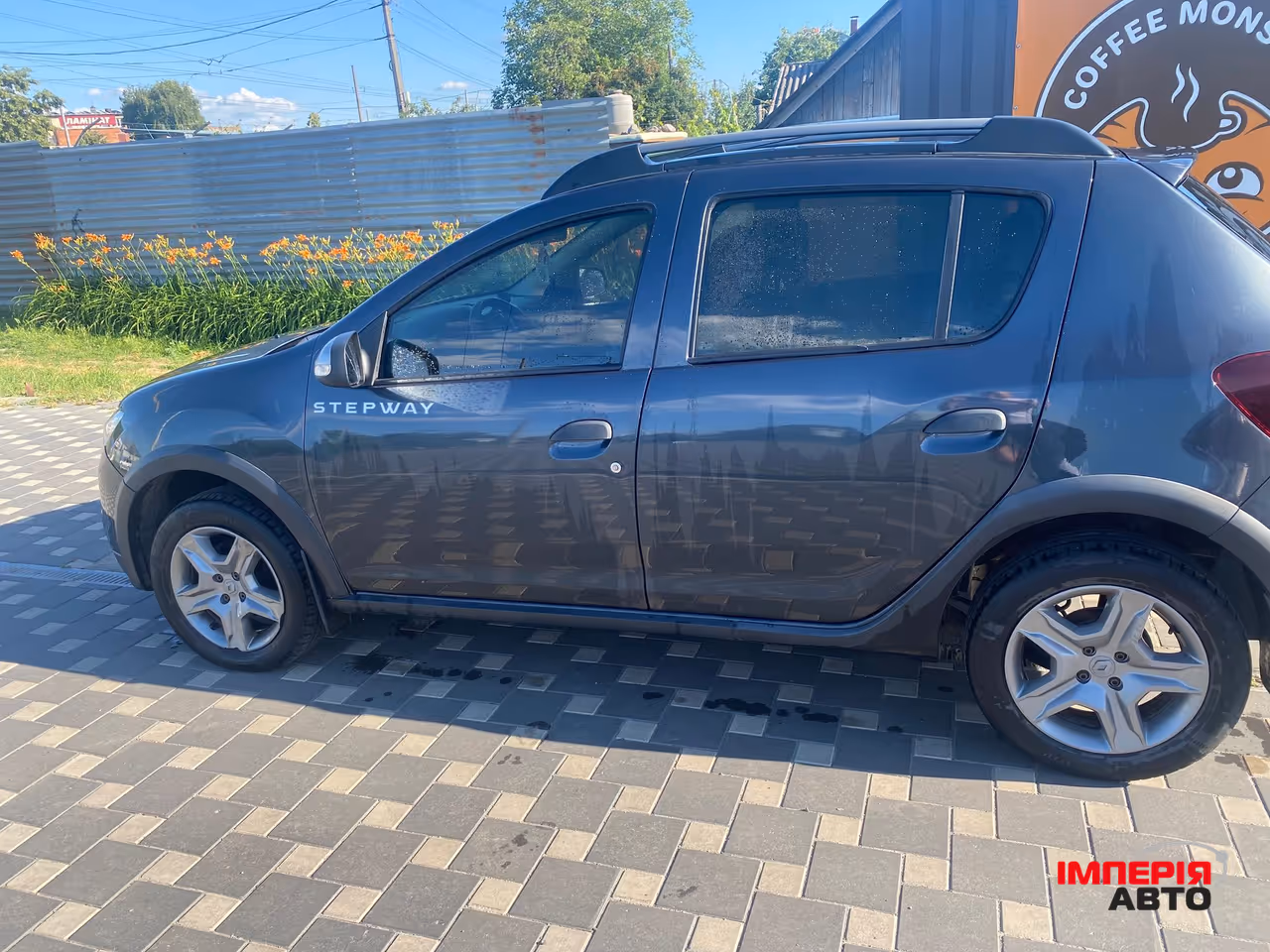 Renault Sandero - фото 3