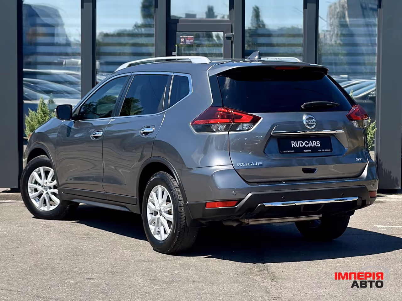 Nissan Rogue - фото 4