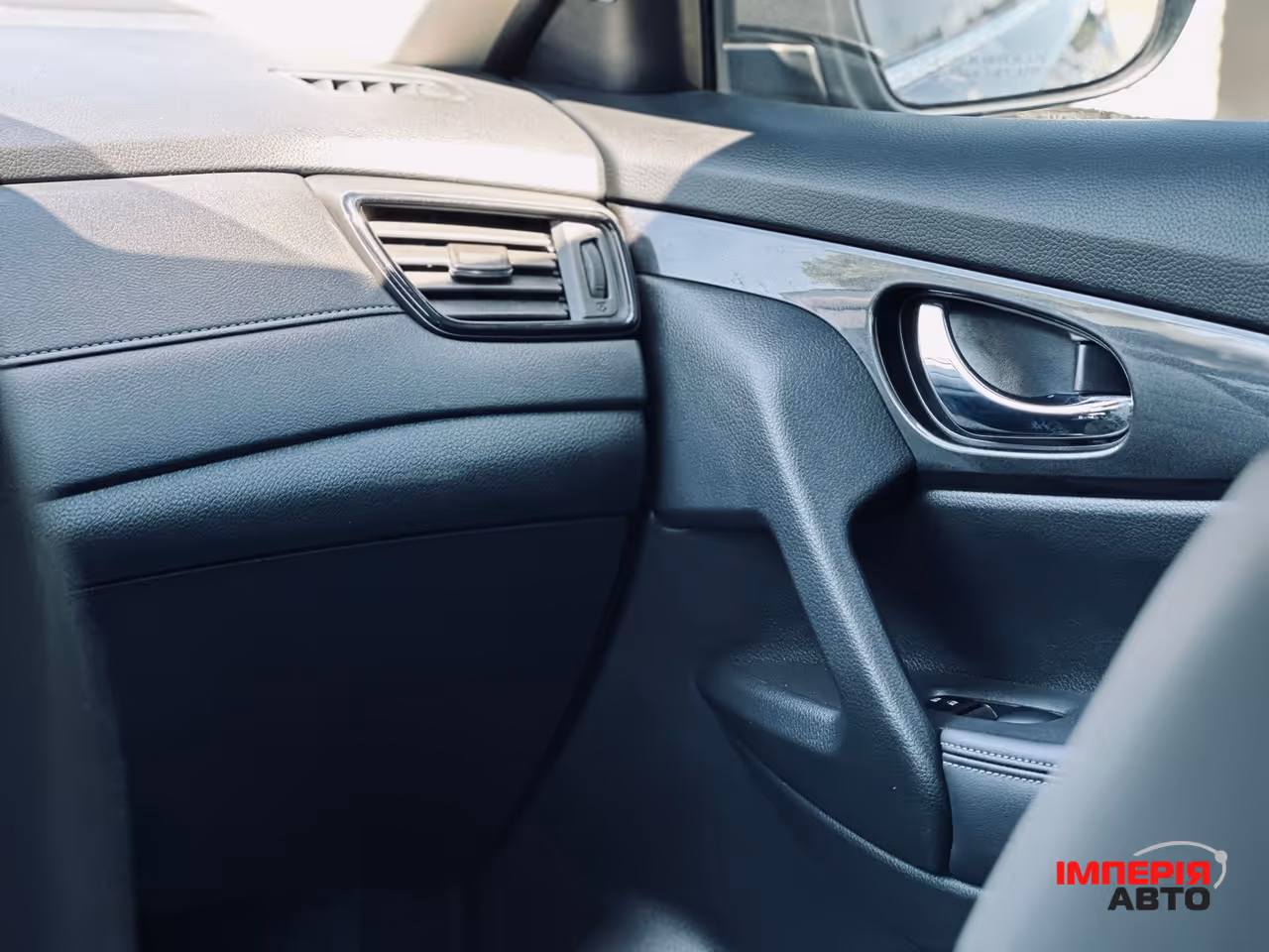 Nissan Rogue - фото 32