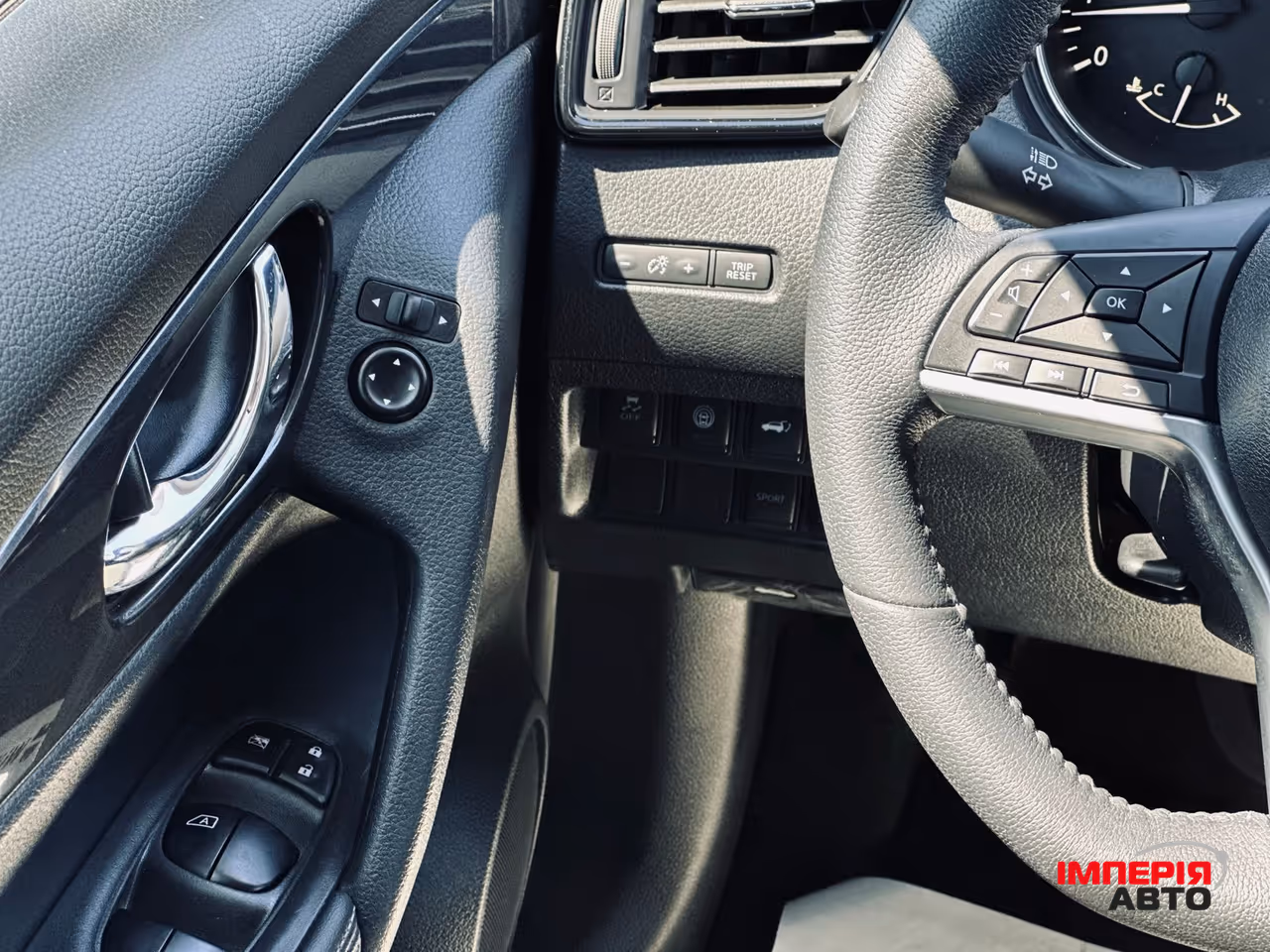 Nissan Rogue - фото 31