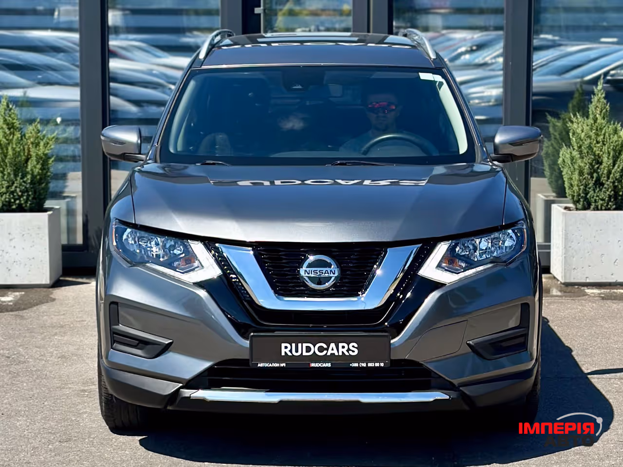 Nissan Rogue - фото 2