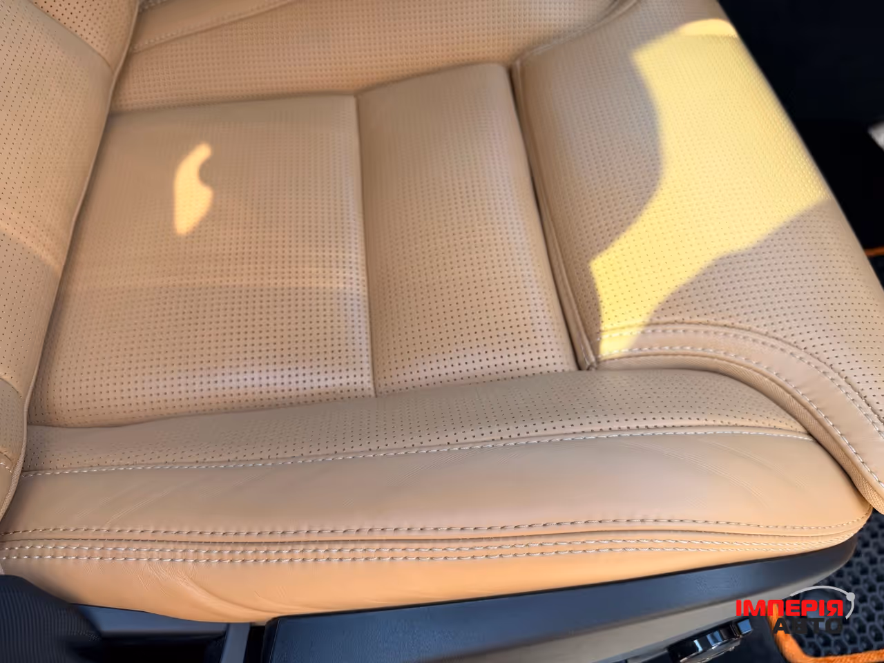 Volvo XC60 - фото 25