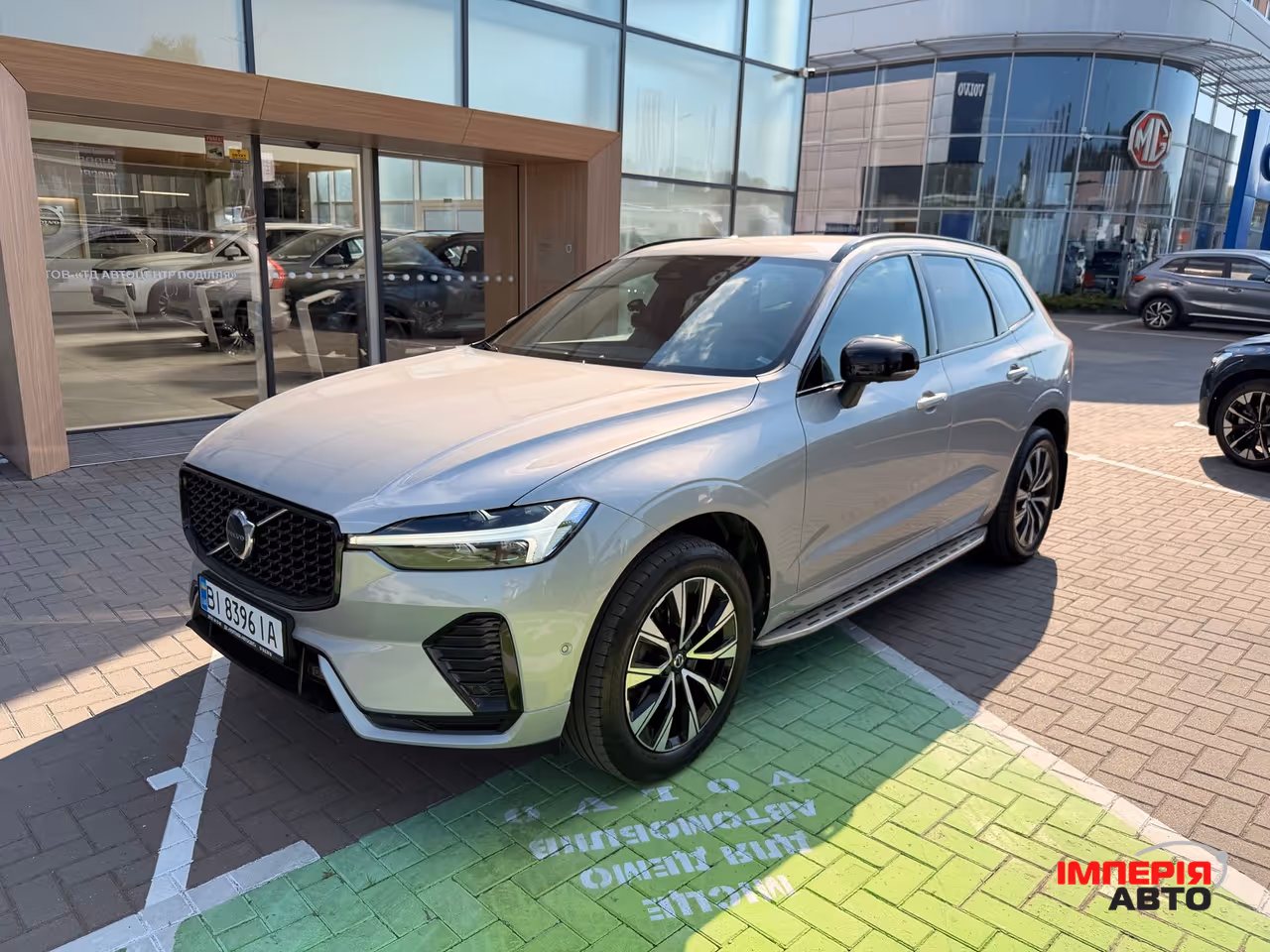 Volvo XC60 - фото 6