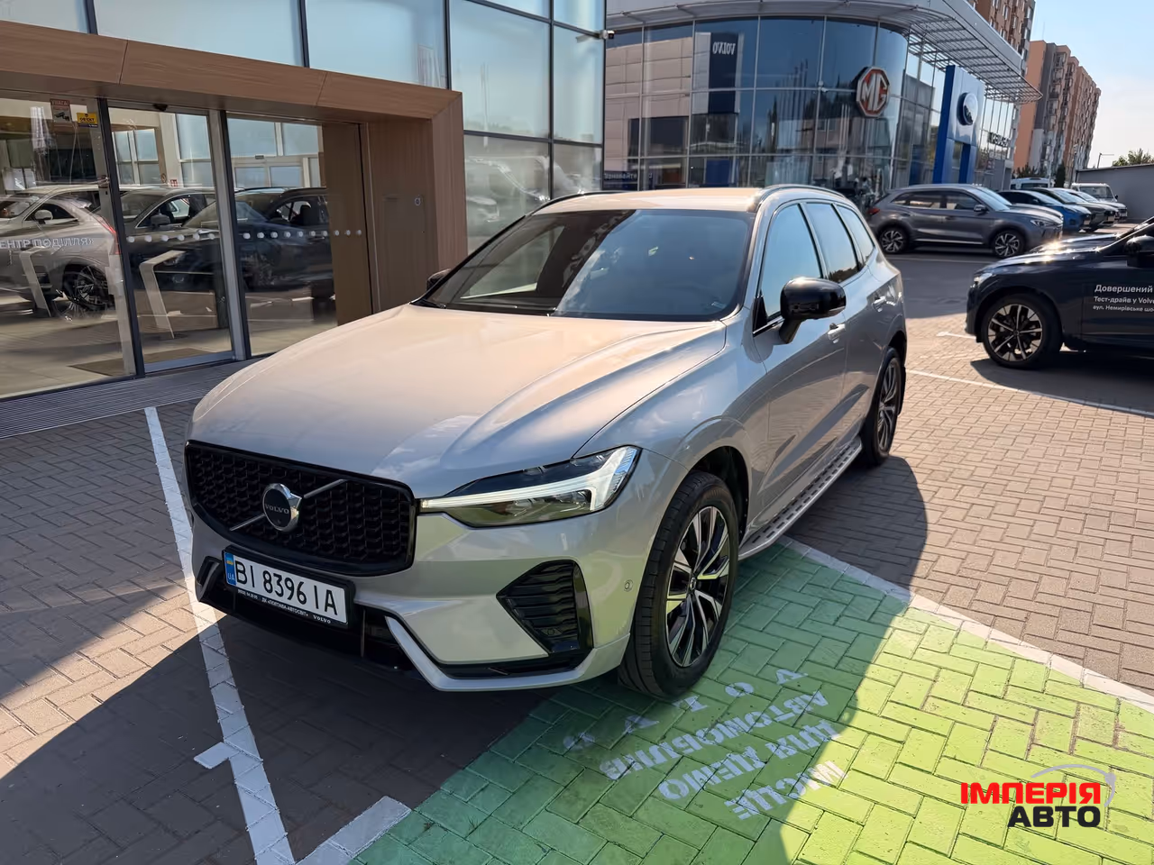 Volvo XC60 - фото 5