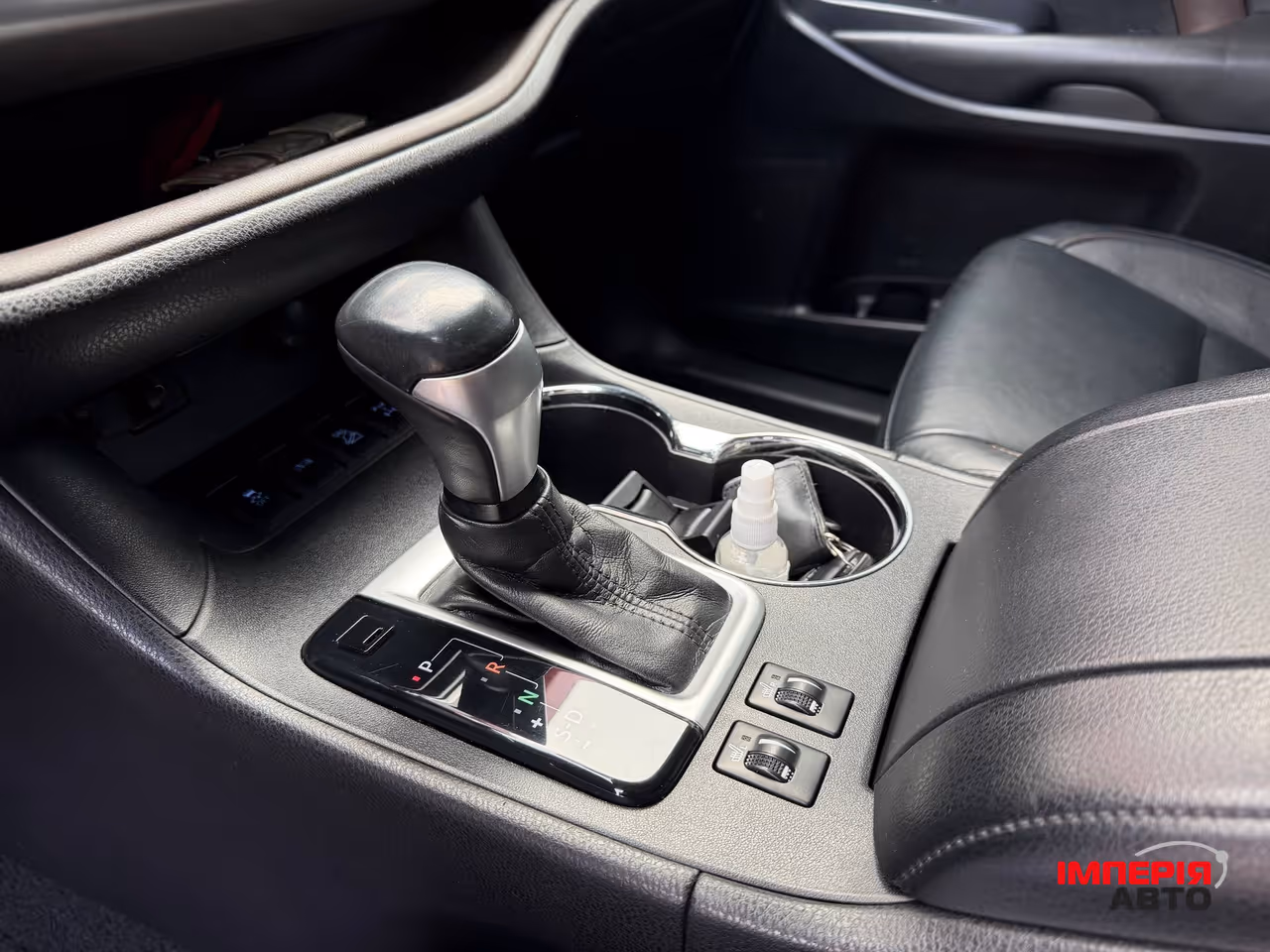 Toyota Highlander - фото 26